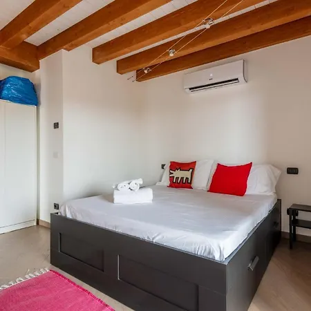 Appartement Amazing Flat With A View And Terrace On Navigli By Easylife *